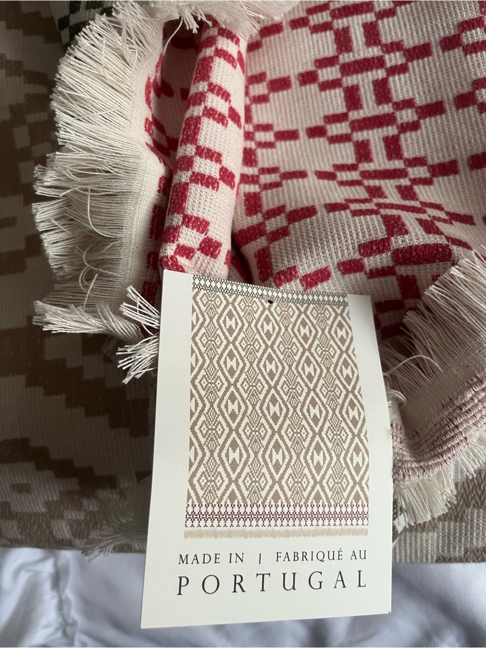 Portugal Woven Fringe Throw - Pink & Cream